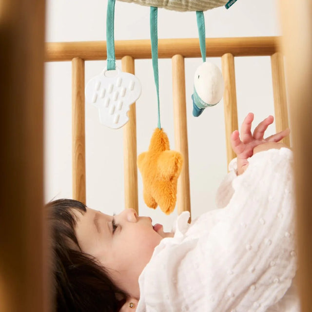 Mekane visilice za krevetiće i kolica - razne vrste