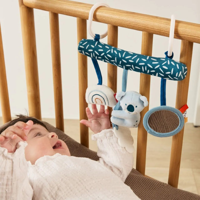 Mekane visilice za krevetiće i kolica - razne vrste